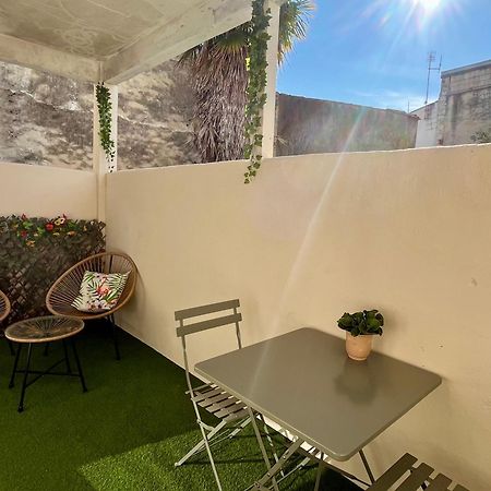 Appartamento Escapade Vintage Avec Terrasse En Centre Historique La Rochelle  Esterno foto