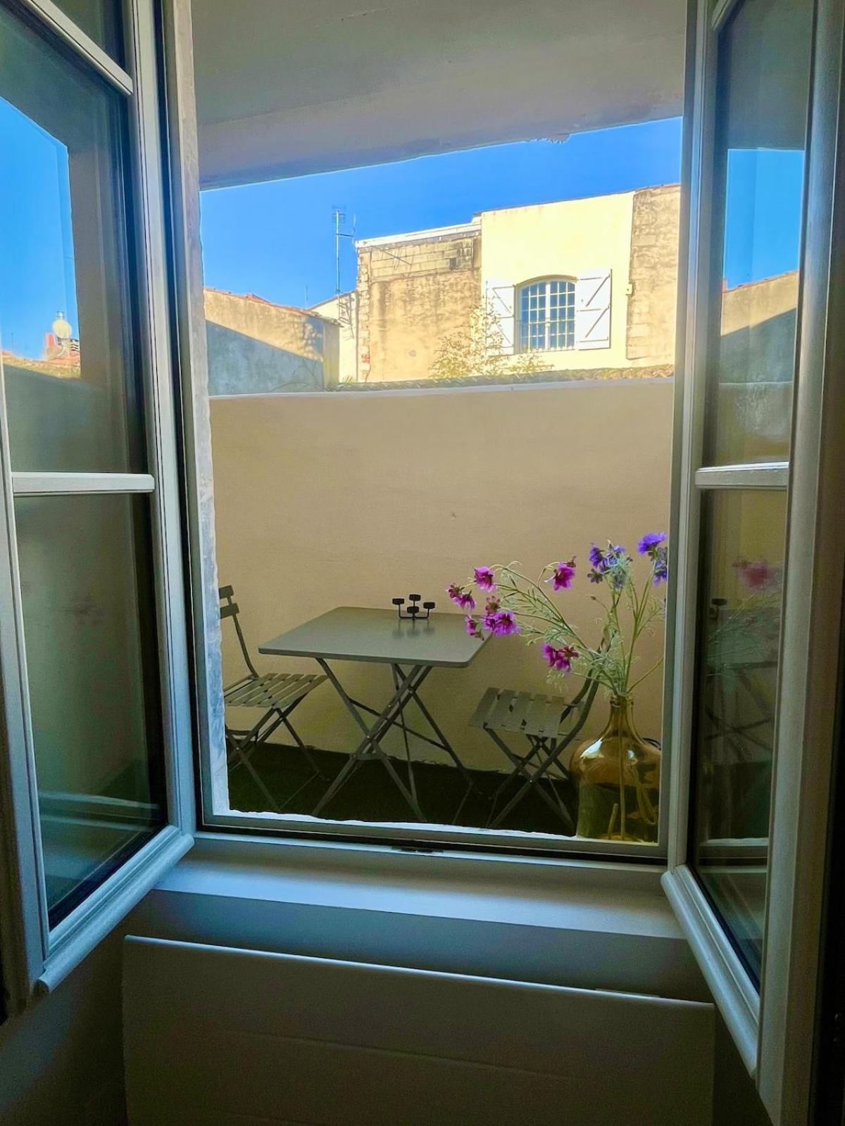 Appartamento Escapade Vintage Avec Terrasse En Centre Historique La Rochelle  Esterno foto