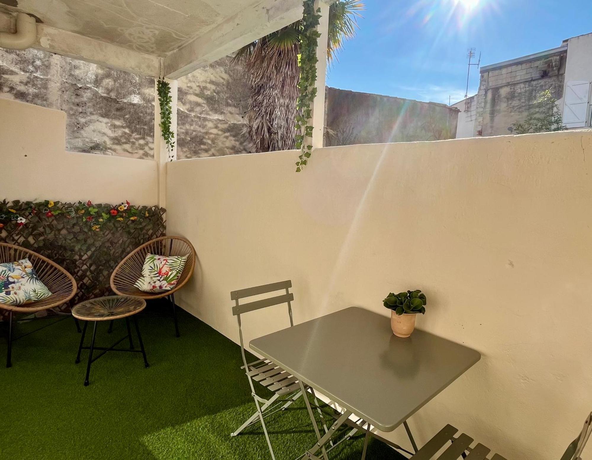 Appartamento Escapade Vintage Avec Terrasse En Centre Historique La Rochelle  Esterno foto
